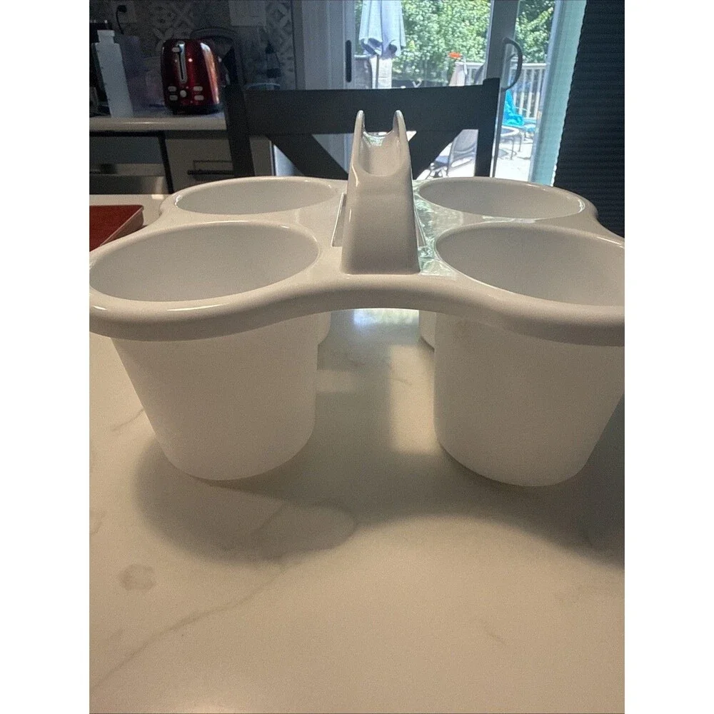 WHITE  CADDY WITH HANDLE,  USE FOR SCHOOL SUPPLIES OR DRINK CARRIER.